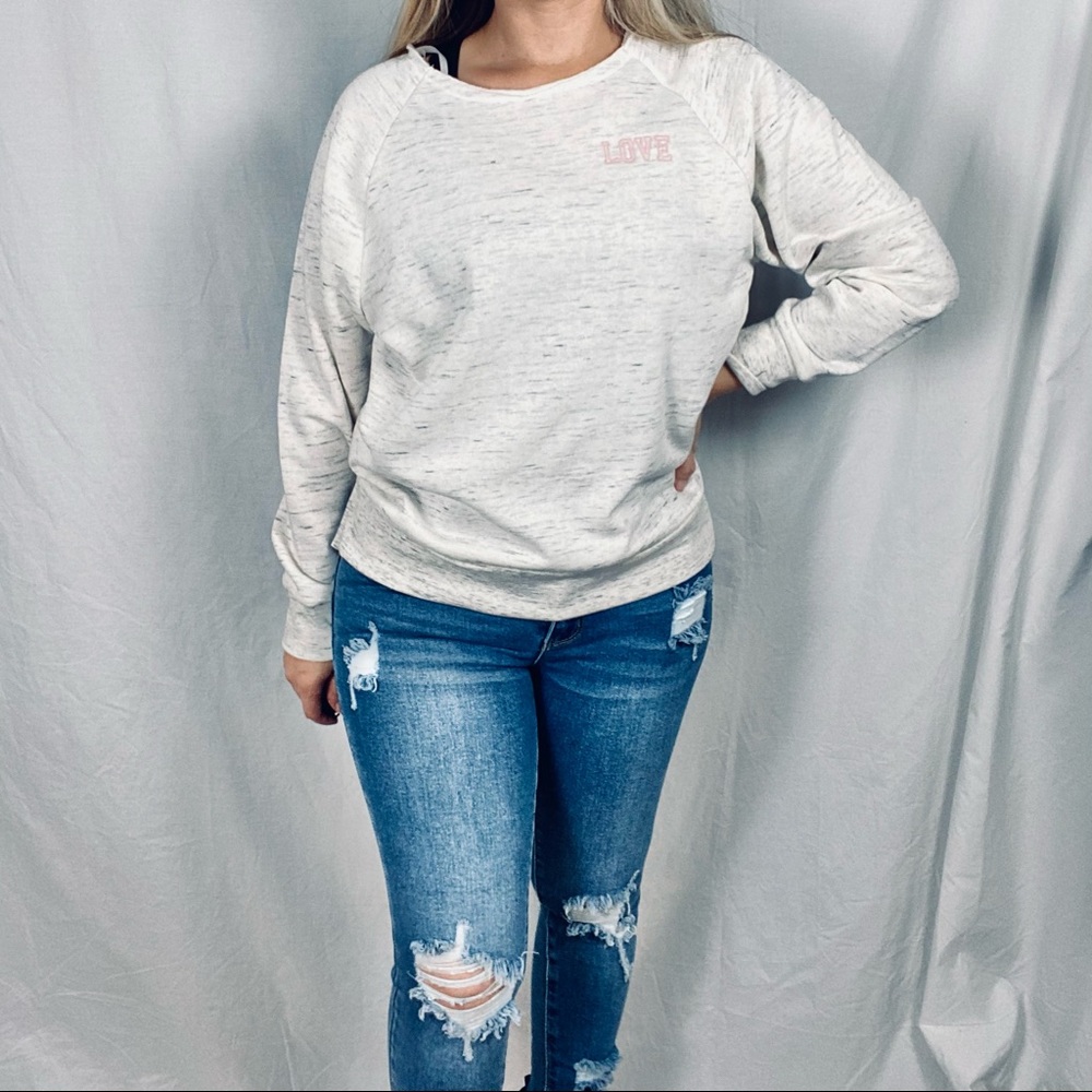 Sweatshirt